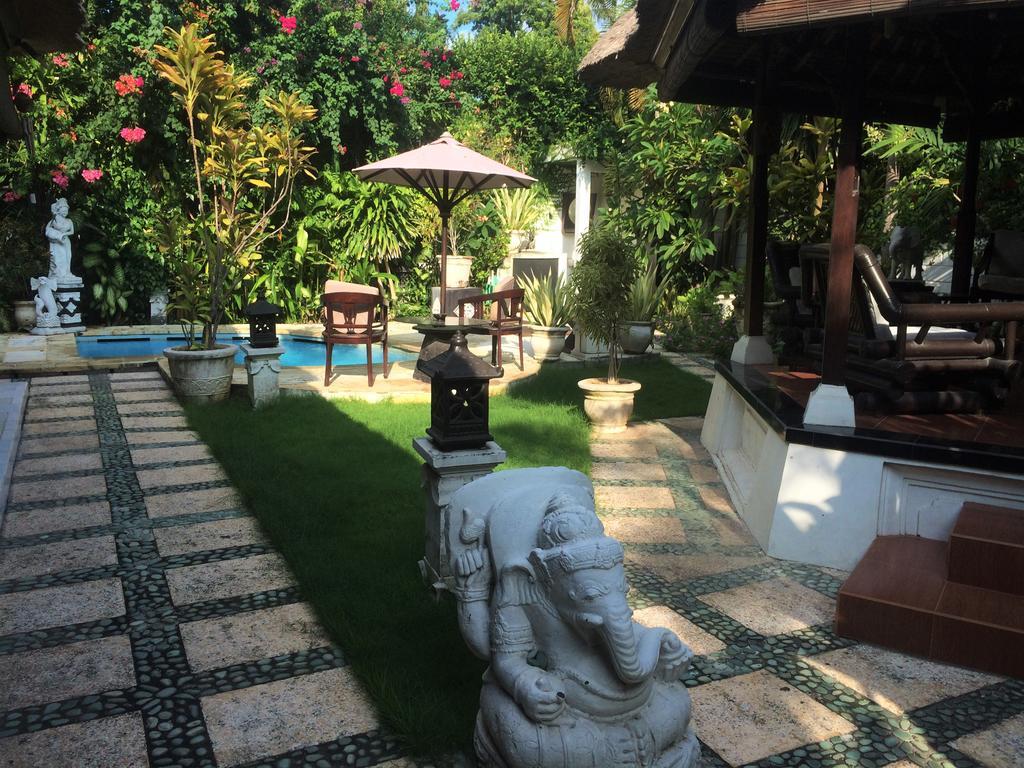 Villa Riddi Seminyak Esterno foto